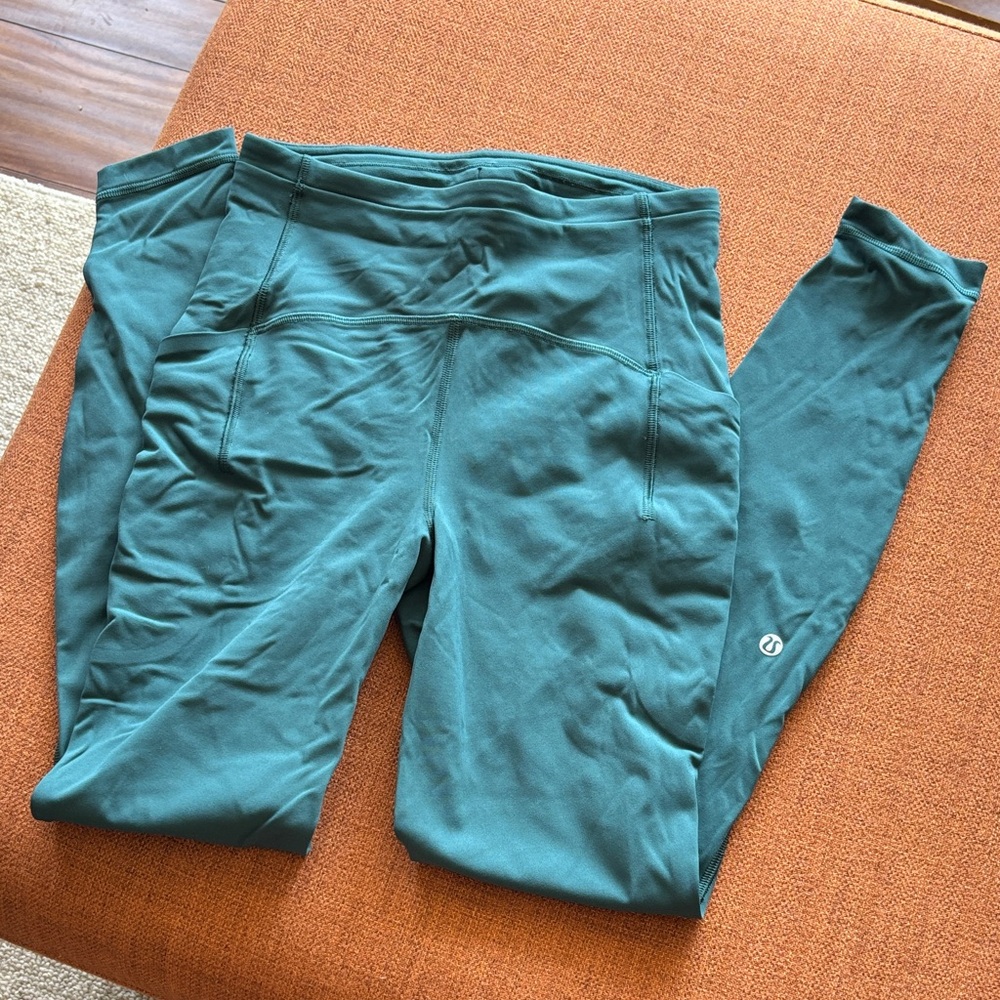 Lululemon turquoise leggings size 6